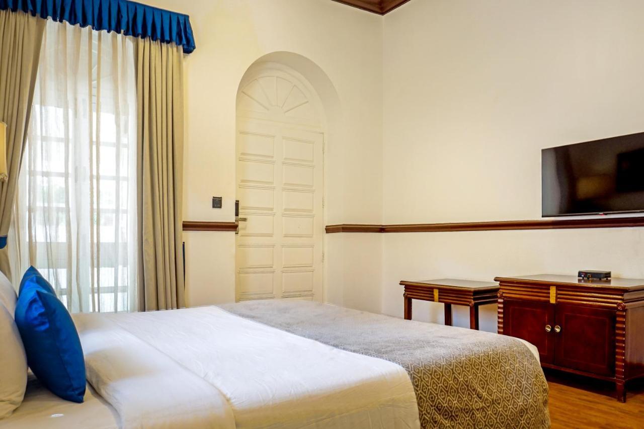 Citrus Chambers Mahabaleshwar Hotel Exterior photo