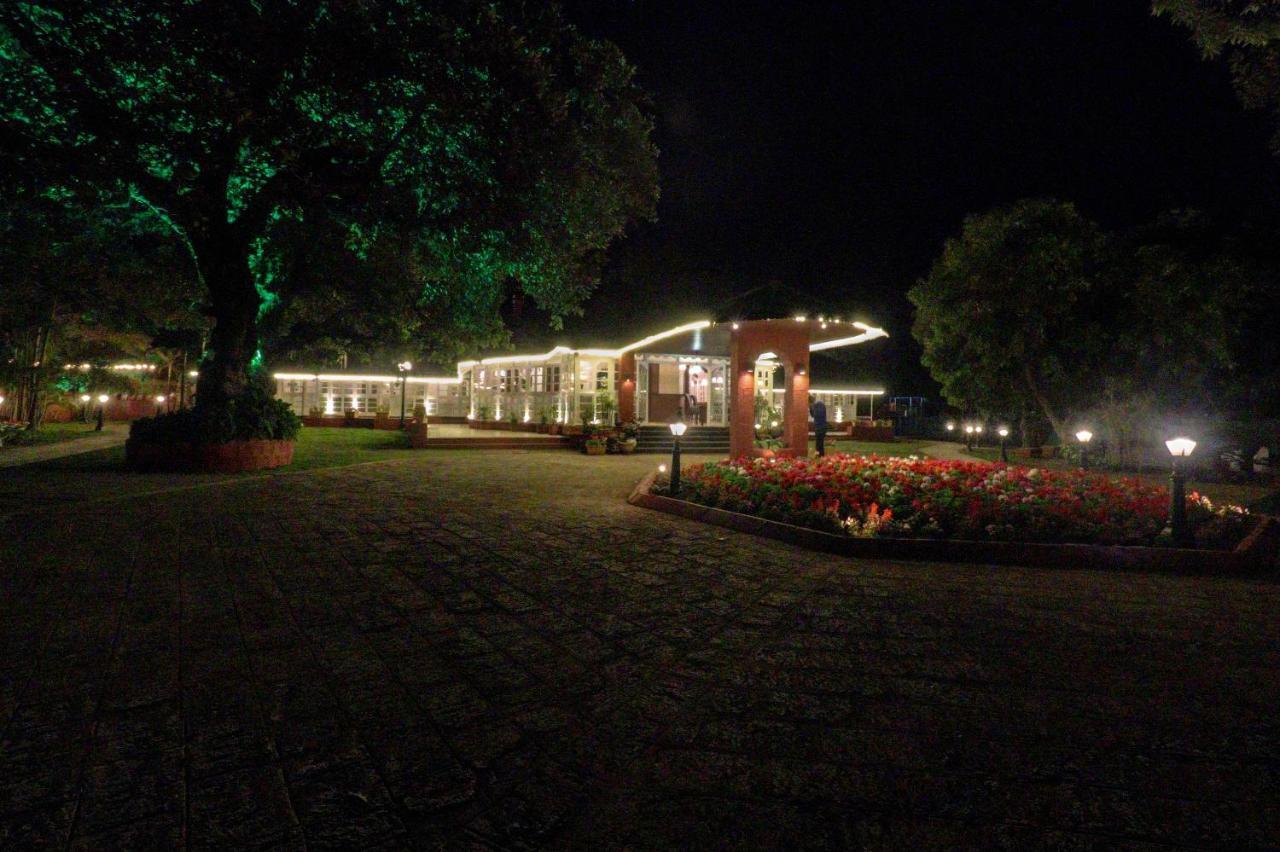 Citrus Chambers Mahabaleshwar Hotel Exterior photo