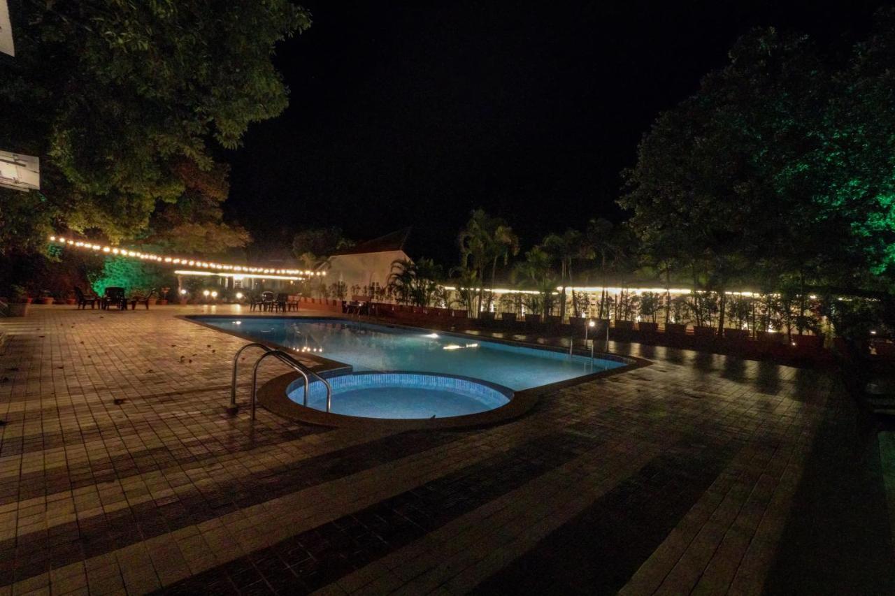 Citrus Chambers Mahabaleshwar Hotel Exterior photo